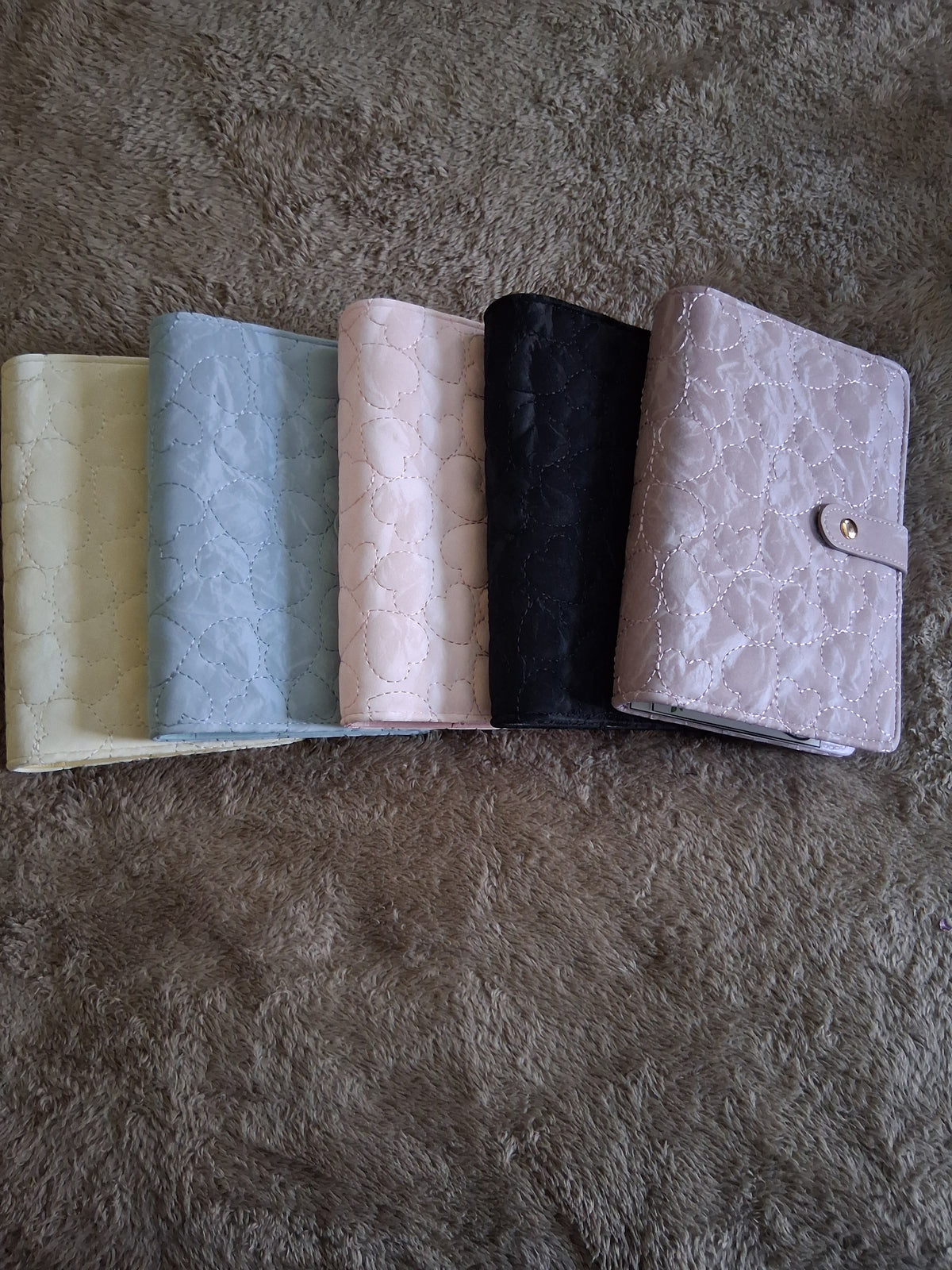 Velvety Finish Budget Binder: Cash Stuffing Organizer with Snap-Button Strap
